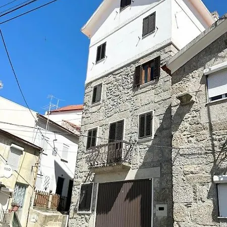 Cozy 2br In By Soulplaces Loriga