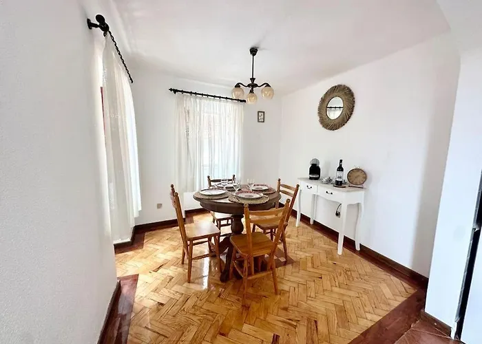 Cozy 2br In By Soulplaces